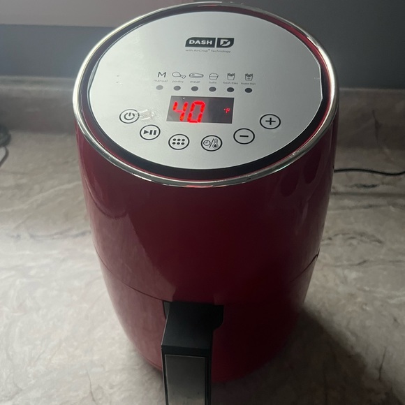 DASH Compact Electric Air Fryer + Oven Cooker with Digital Display, Temperature. - Picture 2 of 4